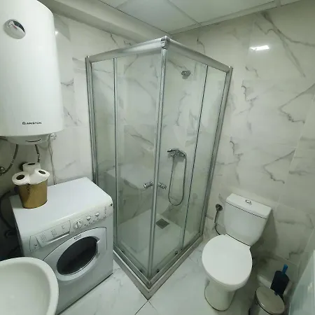 2 Bedroom